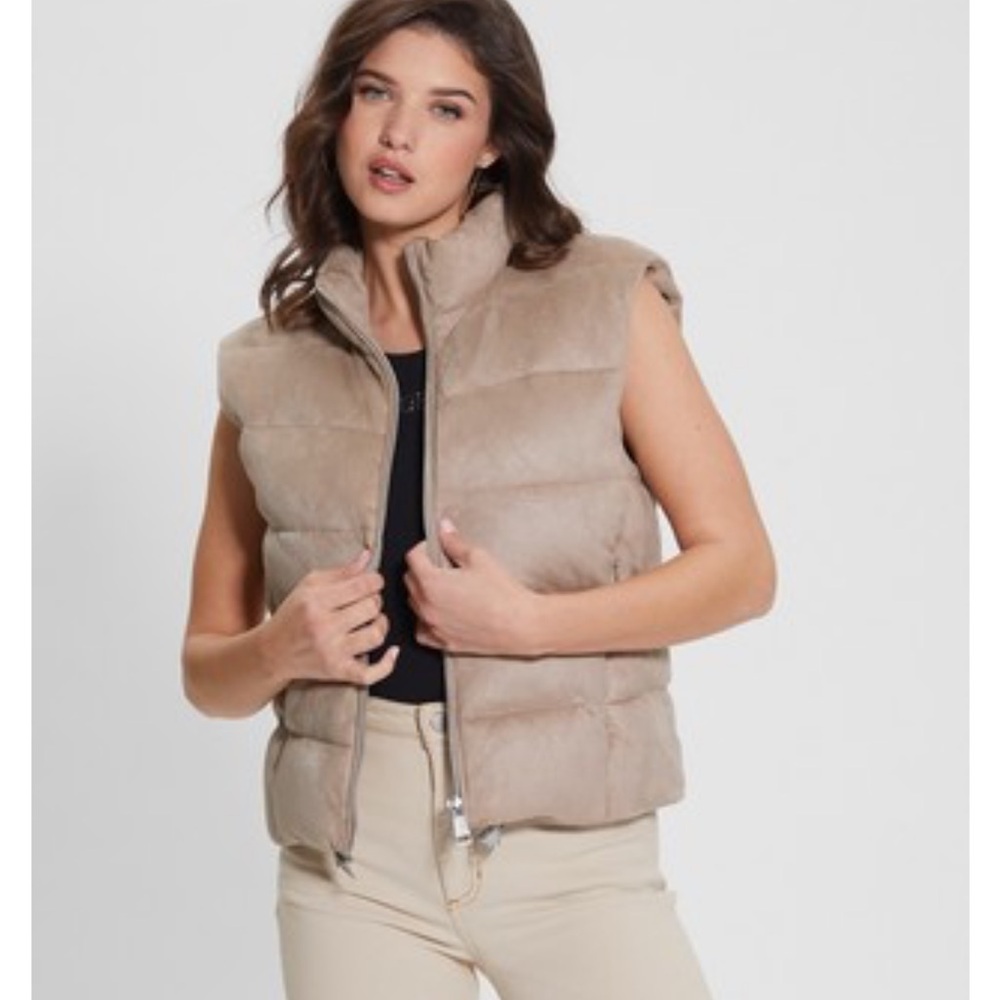 GUESS Large Jemi Puffer Vest